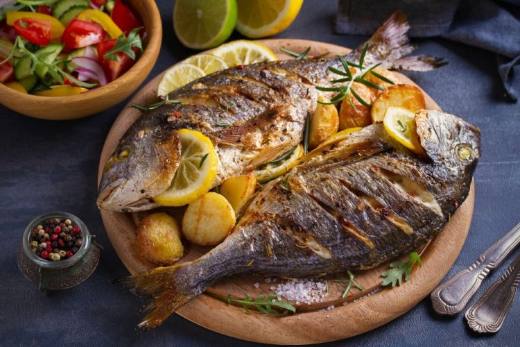 Dorada con patatas a la parrilla