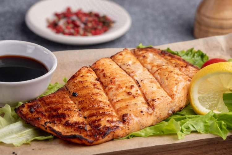 Trucha en salsa teriyaki a la parrilla