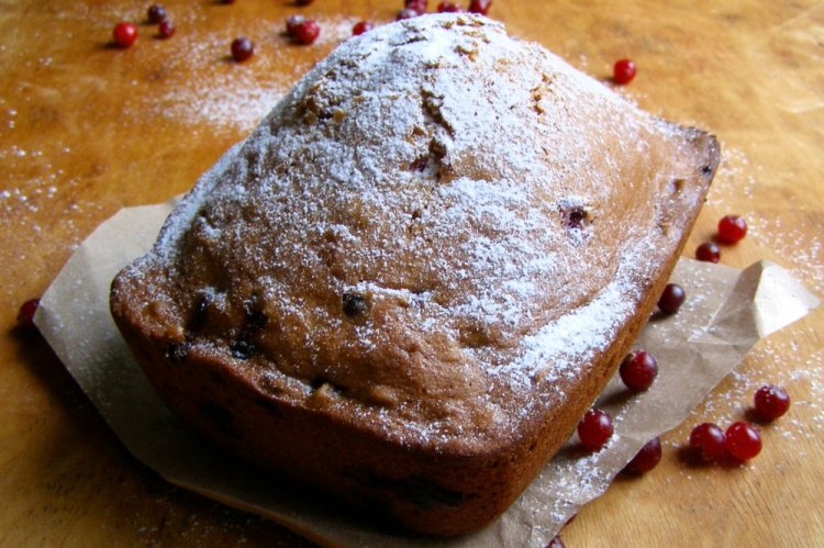 Lingonberry Muffin