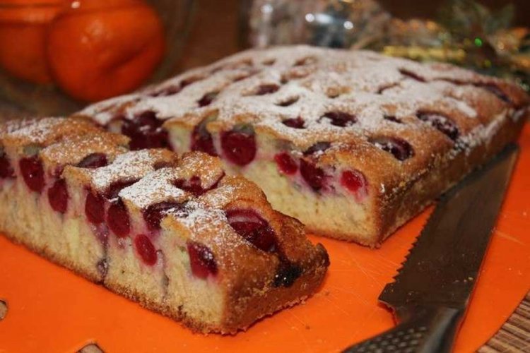 Rice Flour Cherry Pie