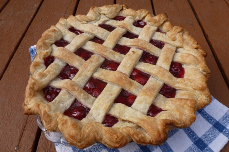Puff Pastry Cherry Pie