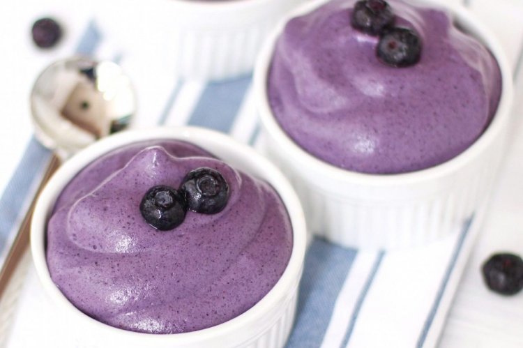 Creamy Blueberry Mousse