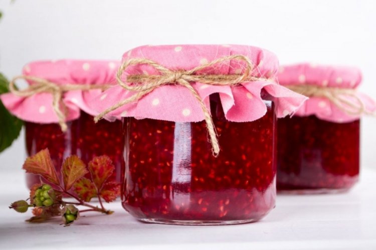 Tibetan Raspberry Jam with Mint
