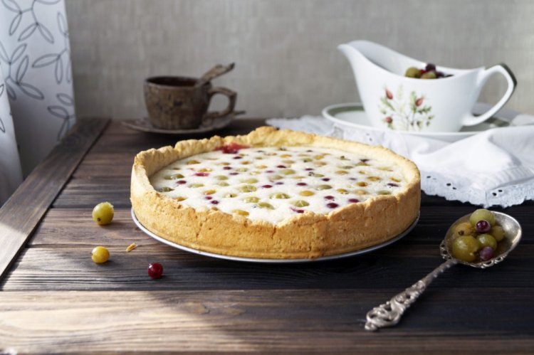 Pour-Over Gooseberry Pie