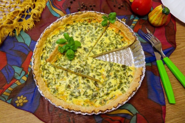 Quiche de queso y albahaca