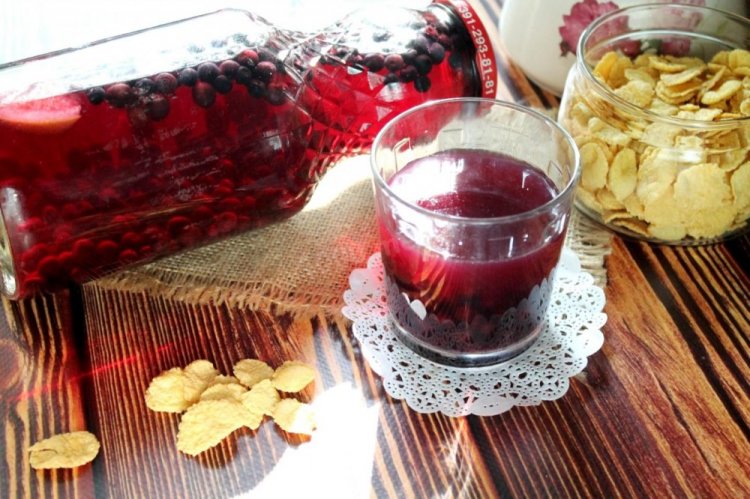 Bird Cherry Compote without Sterilization