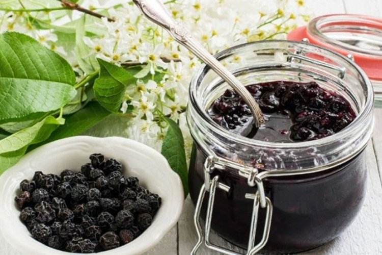 Five-Minute Bird Cherry Jam for Winter