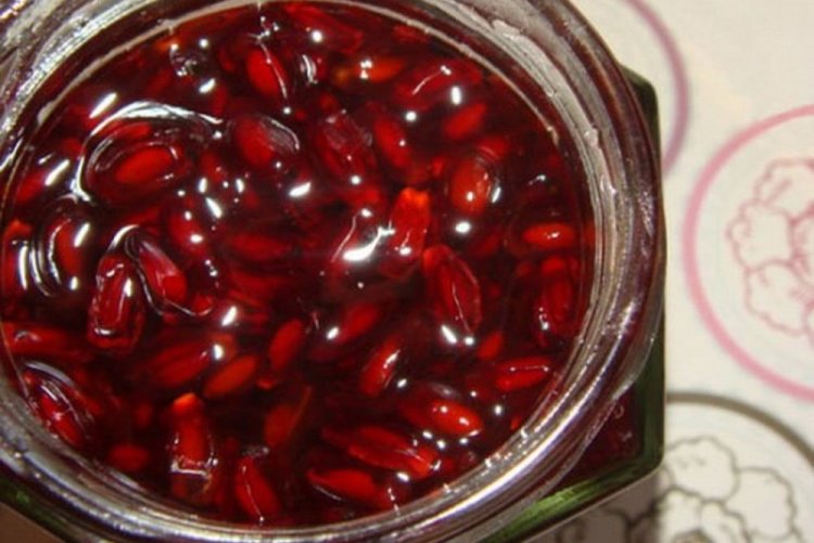 Five-Minute Barberry Jam for Winter