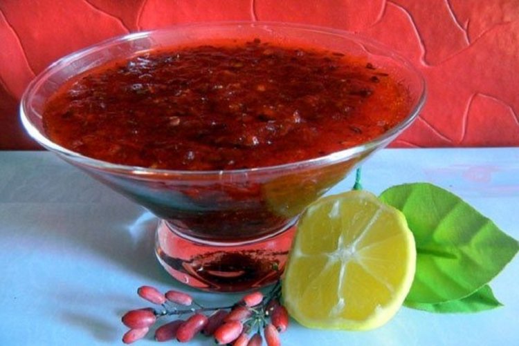 Mashed Barberries with Sugar for Winter