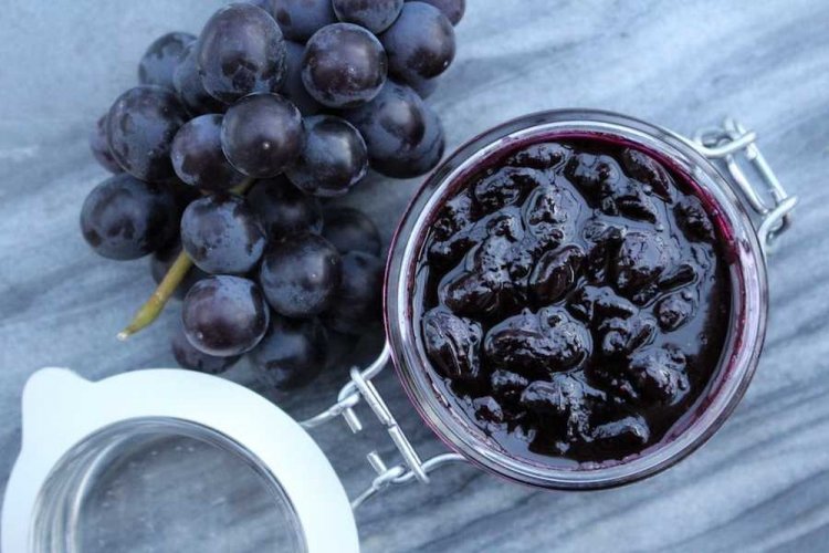 Isabella Grape Jam with Seeds