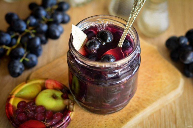 Pickled Isabella Grapes for Winter