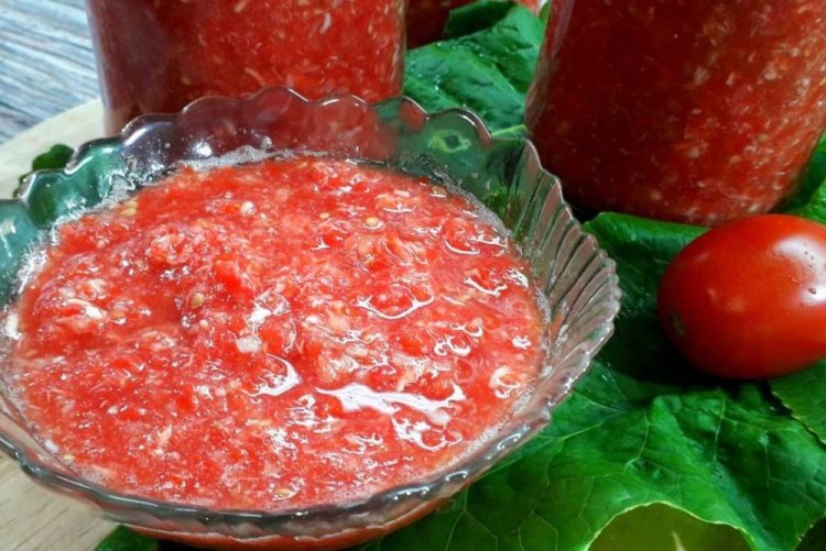Khrenovina with Tomatoes for Winter