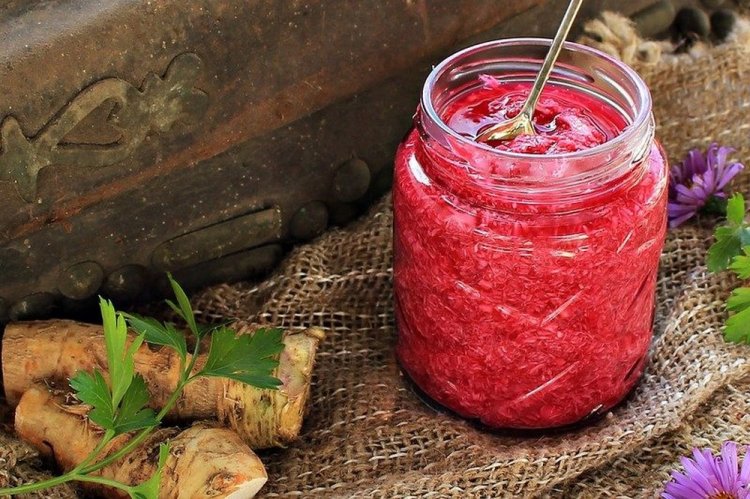 Pickled Horseradish with Plums for Winter
