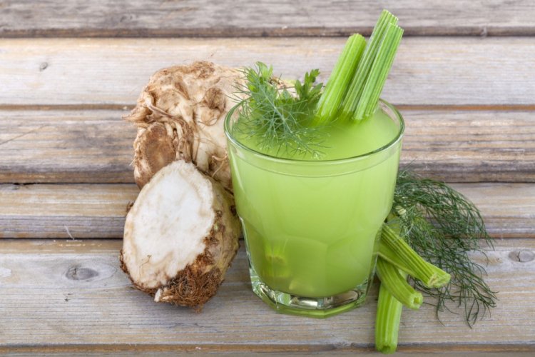 Celery Root Juice without a Juicer