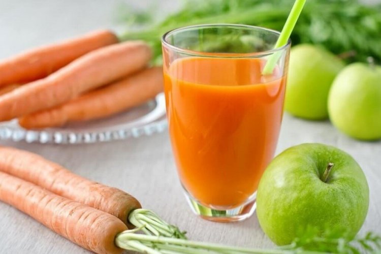 Celery, Carrot, and Apple Juice