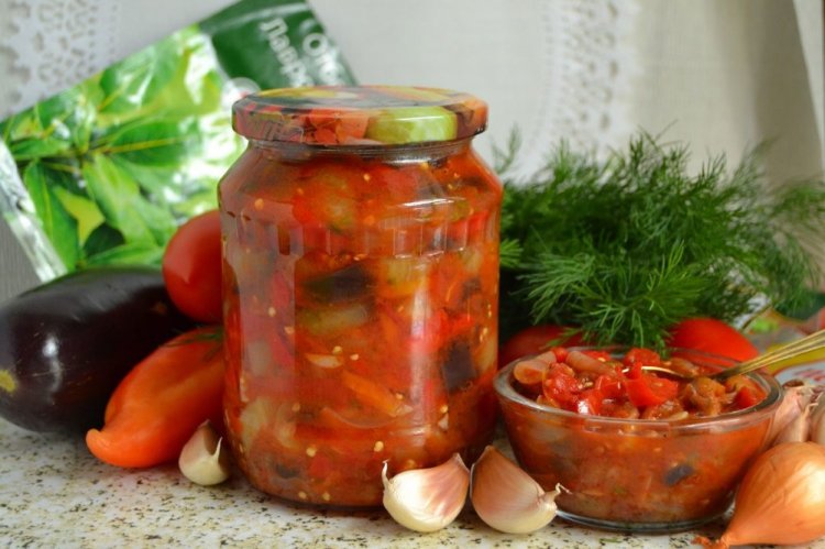 Ensalada de verduras con apio para el invierno