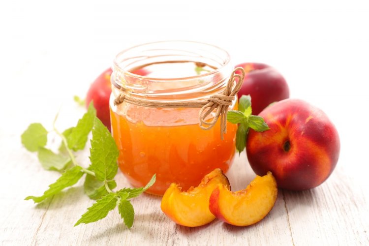 Thick Nectarine Jam