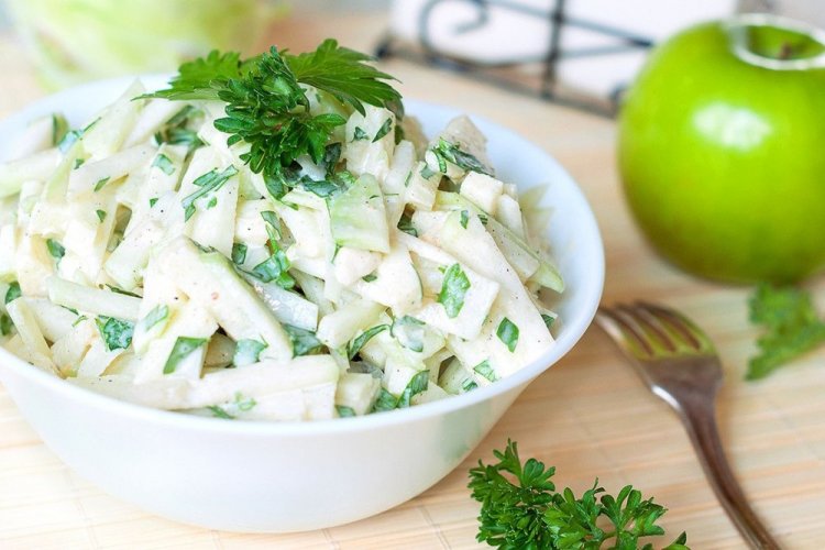 Apple and Cucumber Salad