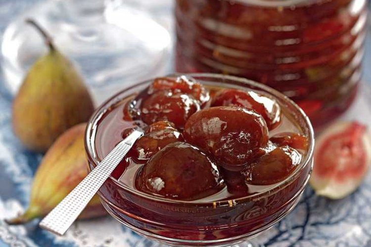 Mermelada de higos enteros de cocción rápida para el invierno