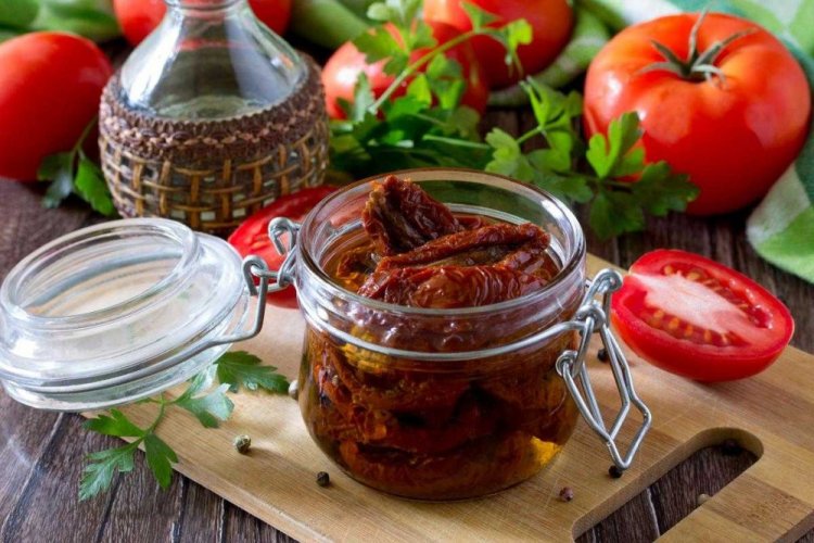 Tomates secos al horno