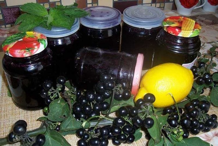Mermelada de solanáceas con limón para el invierno
