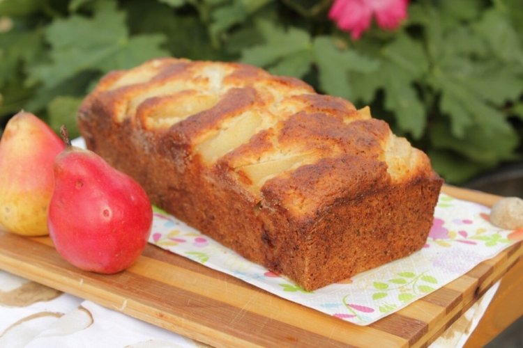 Pear and Nut Cake