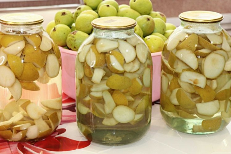 Pear Compote for Winter