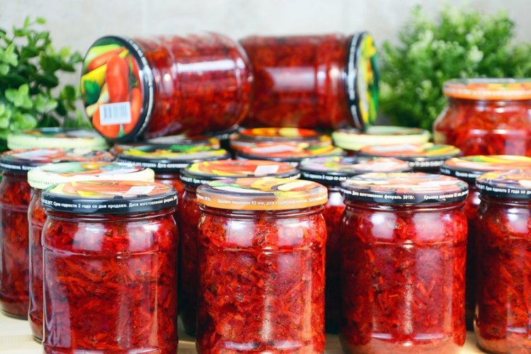 Borsch con remolacha y col para el invierno