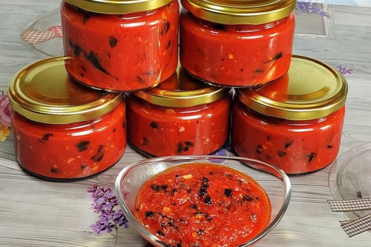 Suggo Sauce with Basil without Vinegar