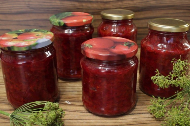 Borsch Dressing with Beetroot Without Sterilization