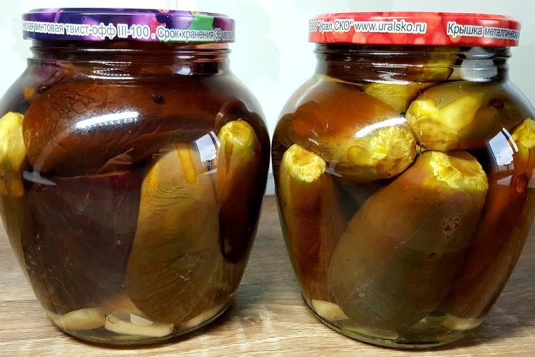 Whole Marinated Eggplants for Winter