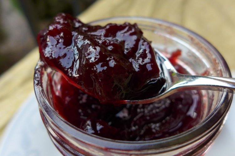 Prune Jam for Winter