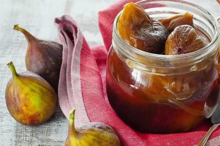 Figs in Syrup for Winter