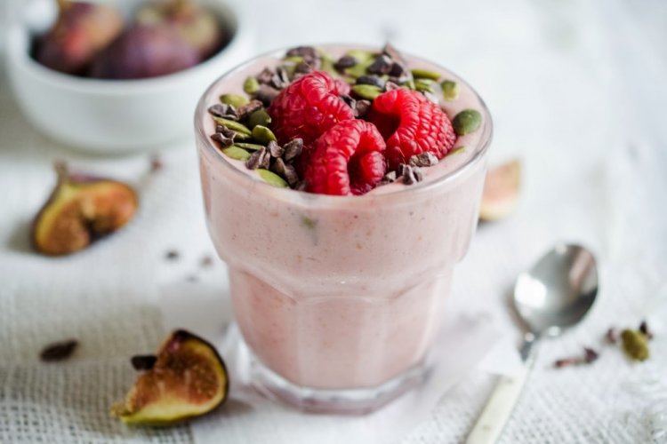 Fig and Raspberry Smoothie