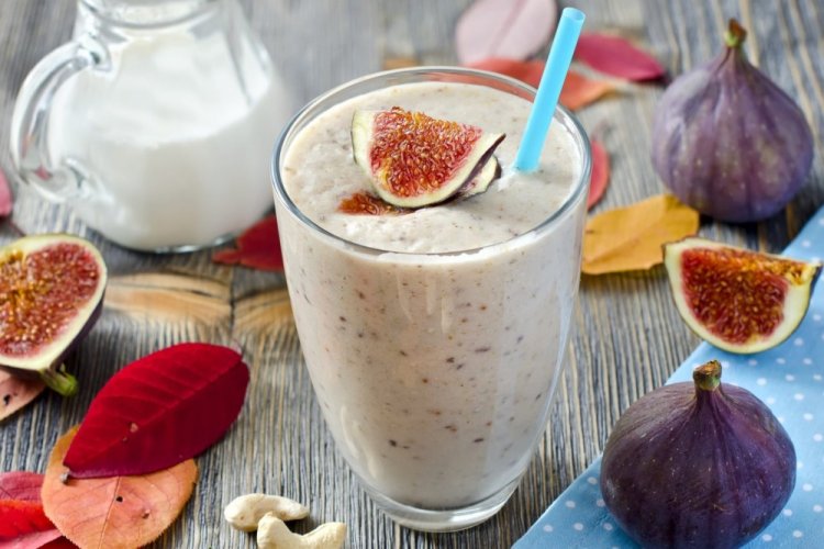Fig and Banana Smoothie
