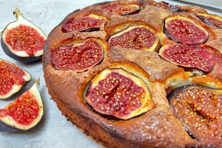 Milk Pie with Figs