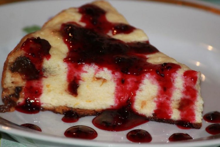 Cottage Cheese Casserole with Honeysuckle
