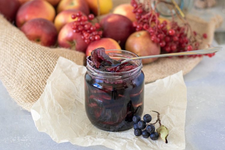 Mermelada de peras, manzanas y aronia