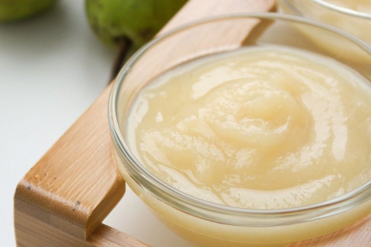 Mousse de pera con gelatina