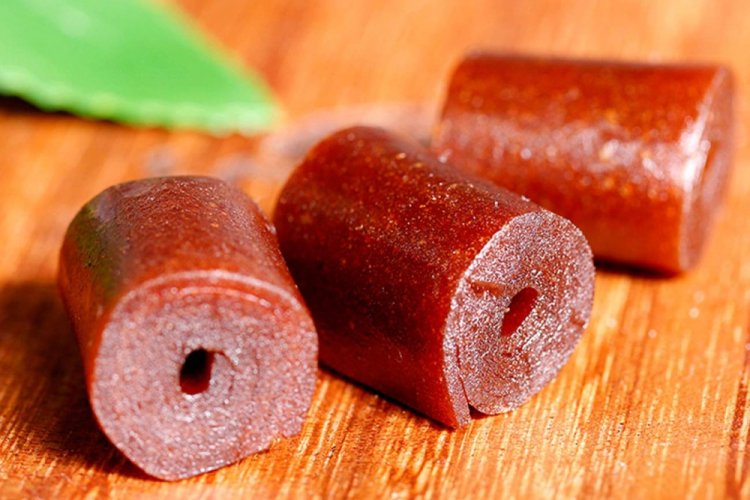 Hawthorn Pastila (Fruit Leather)