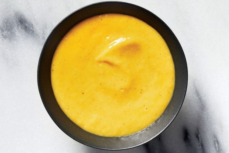 Salsa de mango y leche de coco