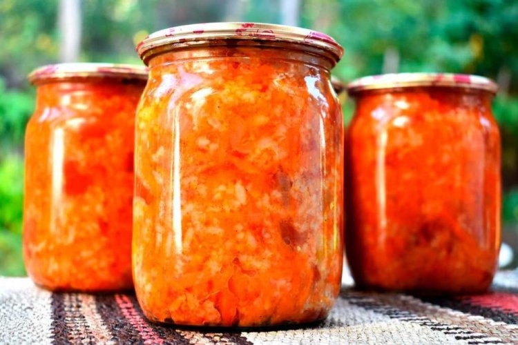 Tourist's Breakfast with Rice and Vinegar for Winter