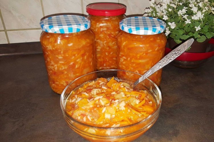 Tourist's Breakfast with Rice and Tomato Juice