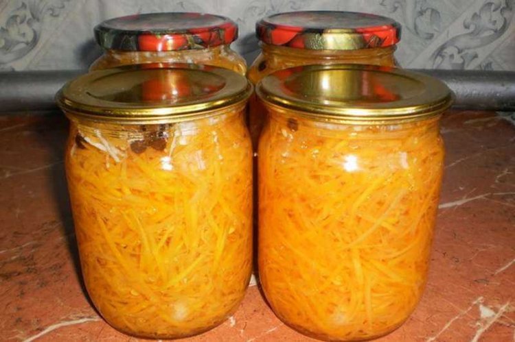 Pickled Turnips with Carrots for Winter