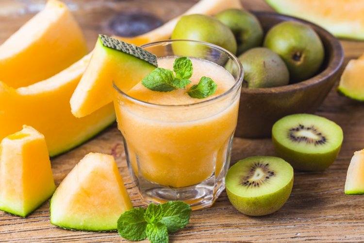 Vanilla Melon and Kiwi Smoothie