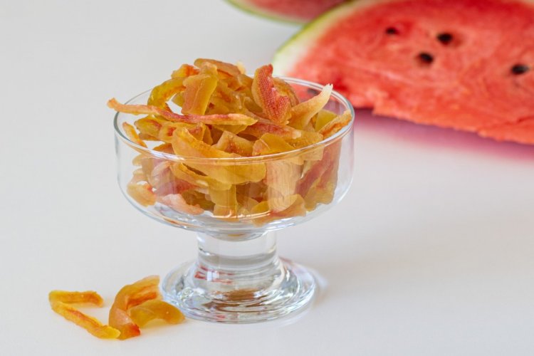 Frutas confitadas de cáscara de sandía
