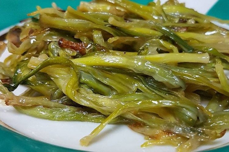 Fried Wild Garlic