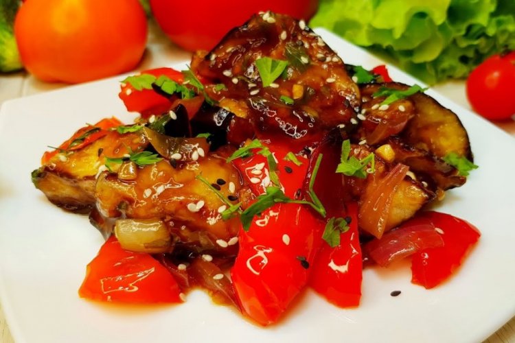 Caramelized Eggplant with Bell Pepper