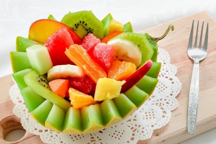 Fruit Salad with Melon and Honey