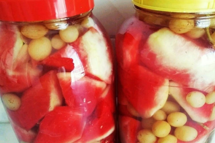 Watermelon with Grapes for Winter